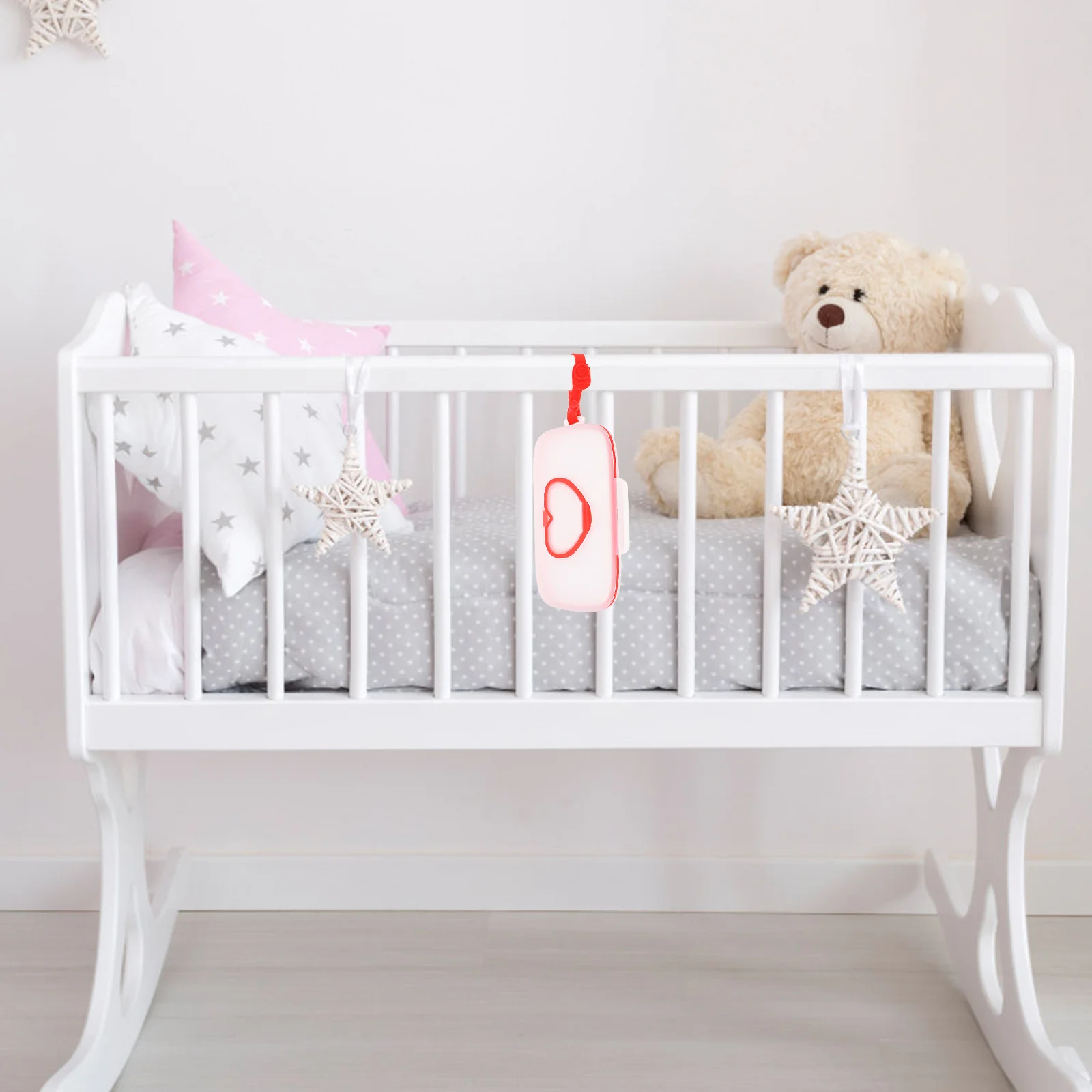 Scatola portatile per salviette per bambini Materiale sicuro in PP Blocco dell'umidità Silicone Aperto a mano Appeso Passeggino Culla Viaggio Uso esterno Bagnato