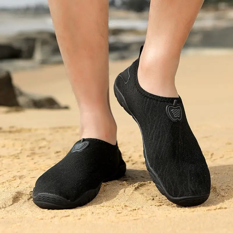 

Unisex Beach Shoes New Fashion Water Shoes Non-Slip Water Park Sports Shoes Swimming Shoes