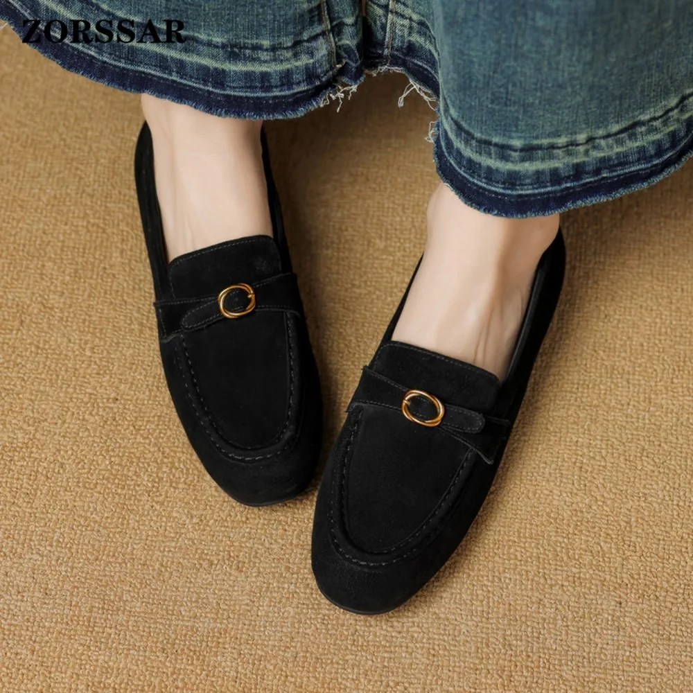 2026 جديد حذاء فردي مسطح غير رسمي العلامة التجارية مصمم امرأة ساحة تو جلد الغزال الشقق خمر شريط ضيق المتسكعون الأحذية الفاخرة