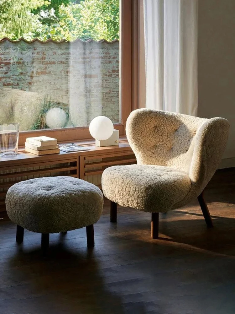 Luxusmöbel Sofa Stuhl Teddy Samt Wohnzimmer Einzelstuhl Schlafzimmer Balkon Lounge Stuhl Creme Wind Sofas Hocker Maßgeschneidert