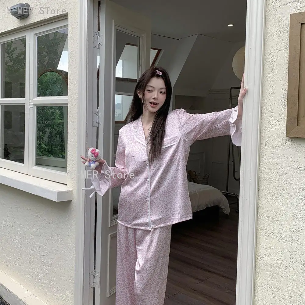 Women Luxury Young Girls Loungewear 2026 Peach Pink Leopard Print Simple Figure Flattering Long Sleeve Pajama Set Spring Autumn