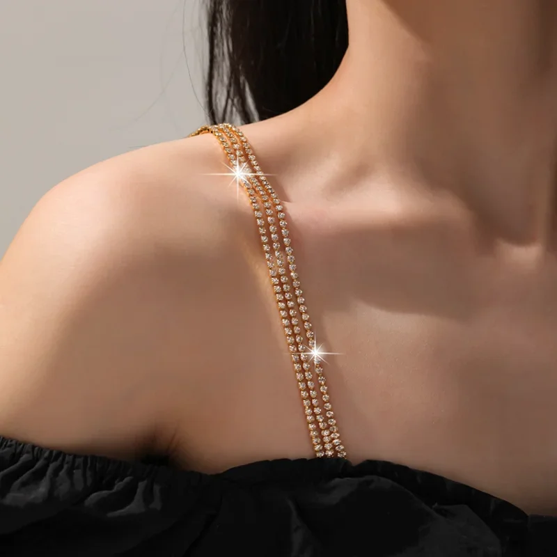 新しいシルバーメッキメタリックセクシーなラインストーンブラジャーストラップ女性のためのエレガントなクリスタルブラジャーショルダーランジェリーアクセサリー