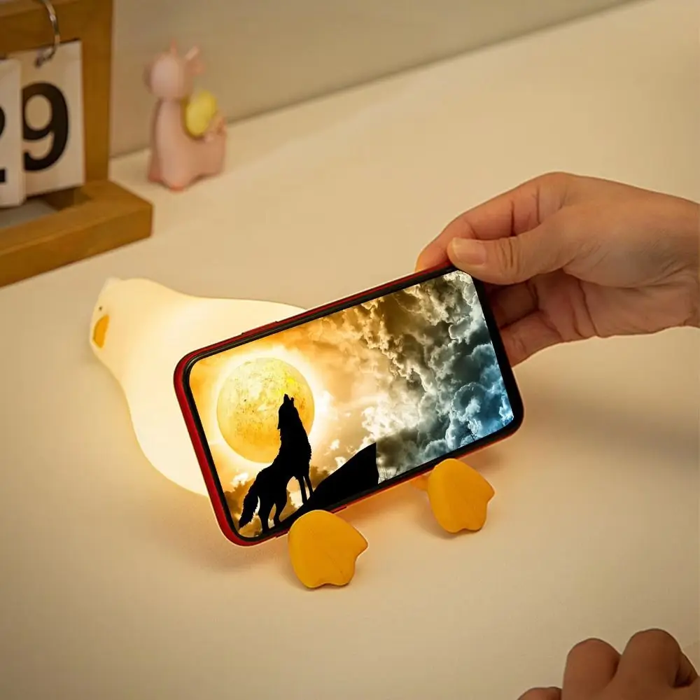 

Rechargeable Lying Flat Duck Night Light Tap Control Eye Protection Sleep Atmosphere Light 3 Level Dimmable Silicone