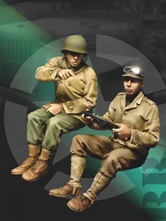 1/35 Resin Model Figure Kits GK , Two People,Military Theme,Unassembled And Unpainted