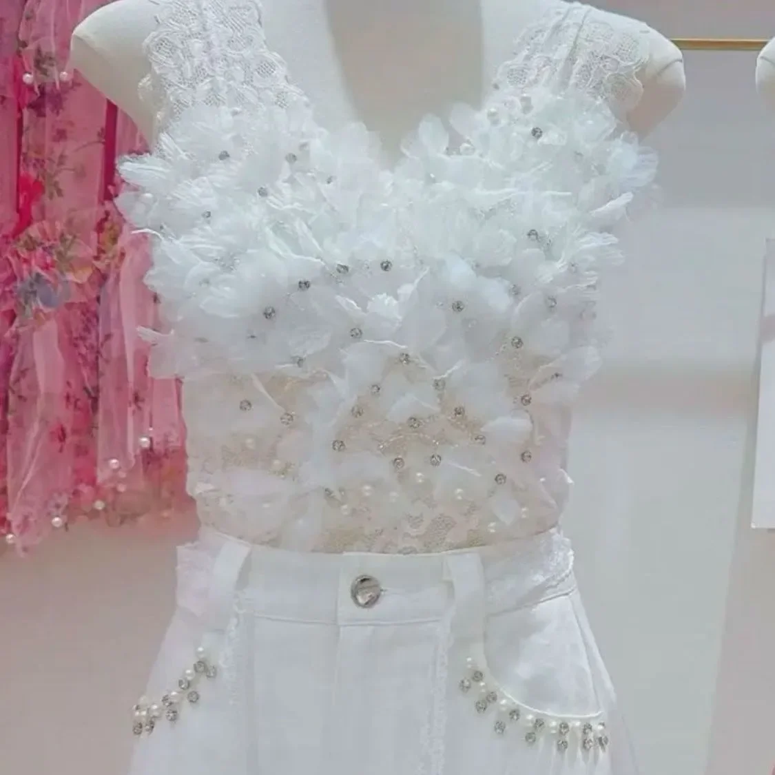 Neploe Vintage Ruched Slim Waist Vest 2026 Summer New Sleeveless Shirts Women Girl V-neck Ruffles Blusas Mujer Top