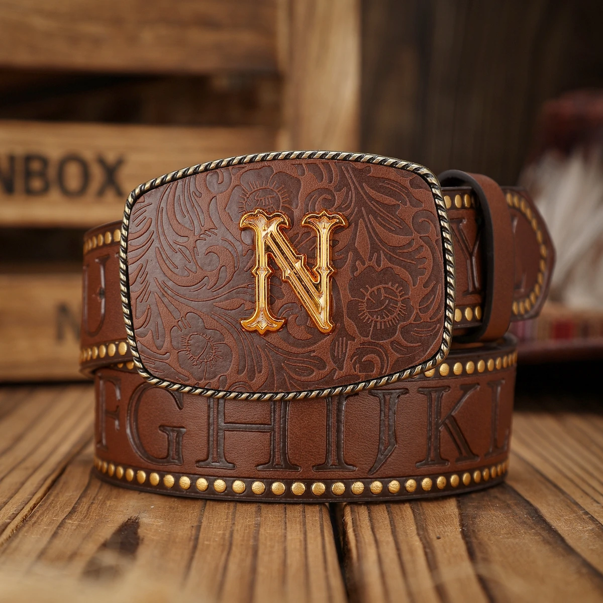 Ein PU-Gürtel im Western-Stil mit Schnallen, sowohl für Männer als auch für Frauen, lässig und im Retro-Stil, perfekt für den täglichen Ausflüge – Detail 10