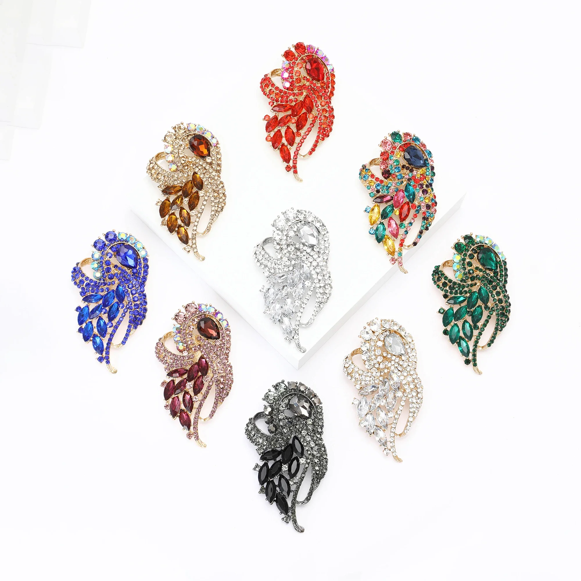 Beaut&Berry Vintage Crystal Large Glass Brooches for Women Rhinestone Pins Multi-color Available Casual Party Accessories Gifts