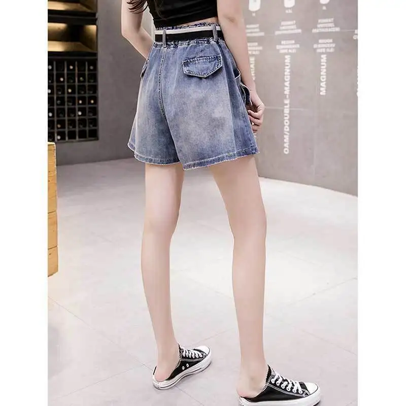 2024 New Elastic High Waist Women Summer Fashion Casual Solid Color Detachable Pockets Ruched Wide Leg Safari Style Denim Shorts