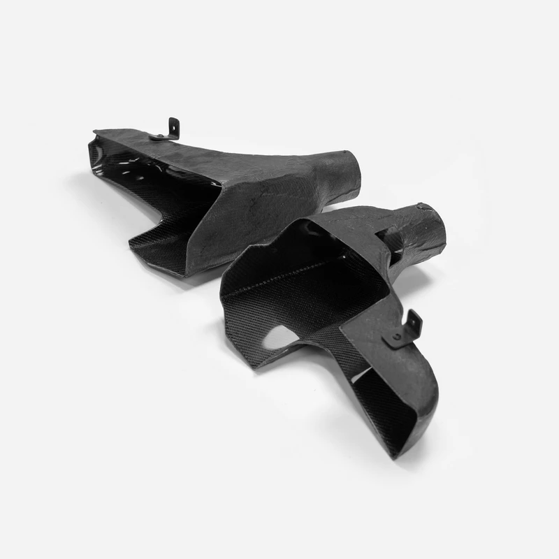 

For Nissan GTR R35 Front Bumper Cooling Duct, Carbon Fiber, Lightweight, High-Performance, Perfect Fit