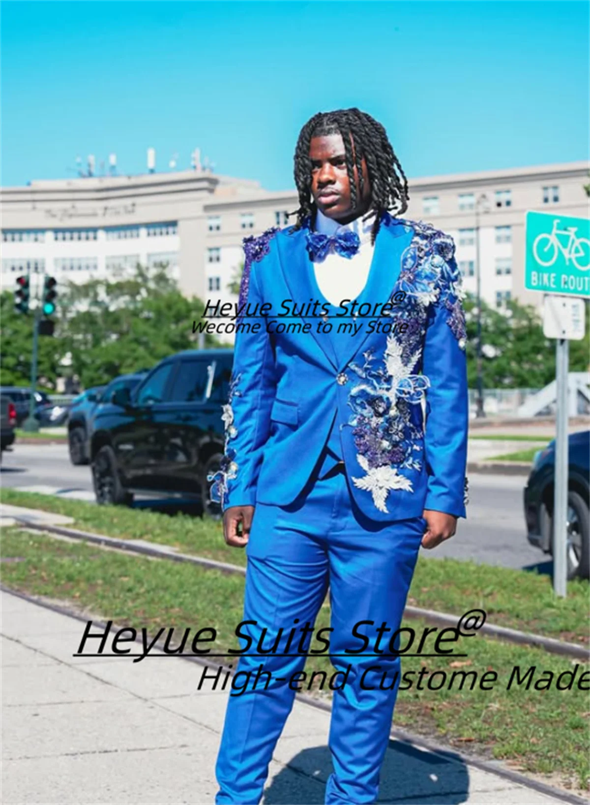 

Gorgeous Graduation Ceremony Shiny Men Suits Customized Slim Fit Peak Lapel Groom Wedding Tuxedos 3 Pieces Sets Costume Homme