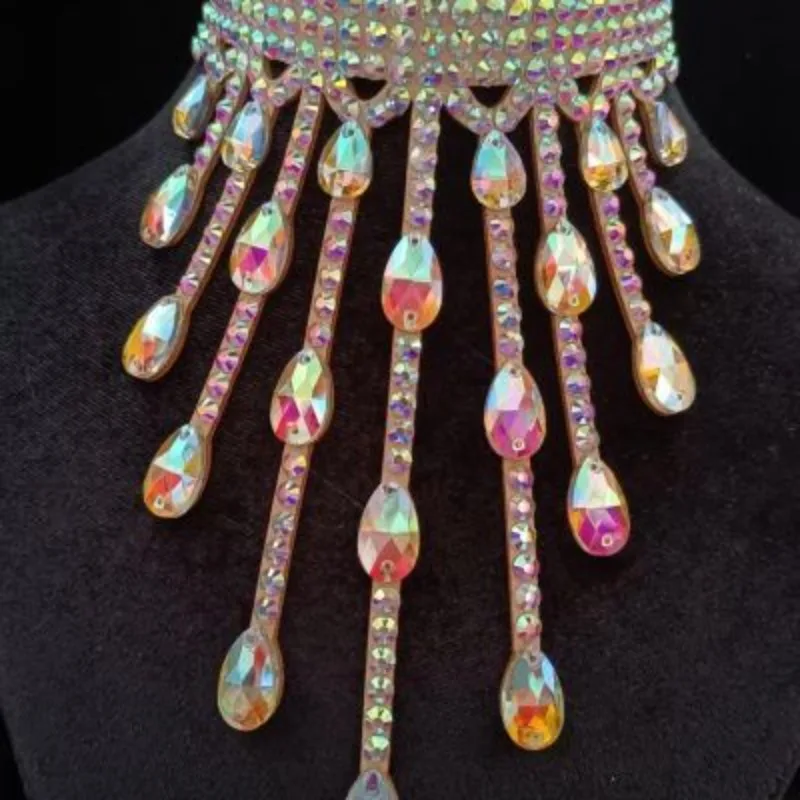 Maßgeschneiderte Diamant-Explosion Flash Latin Black Pool Modern Dance Spezielle Halskette Halskette Schmuck Bauchtanz Performance