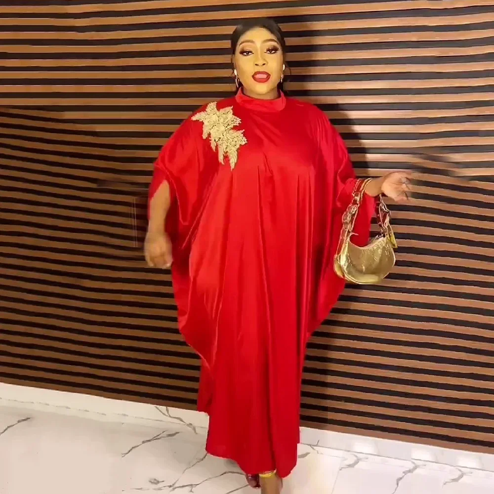 فستان فضفاض للأم الأفريقية بياقة واقفة وأكمام باتو ملابس وطنية نسيج حريري مع ملصق ماسي تنورة كبيرة مزخرفة