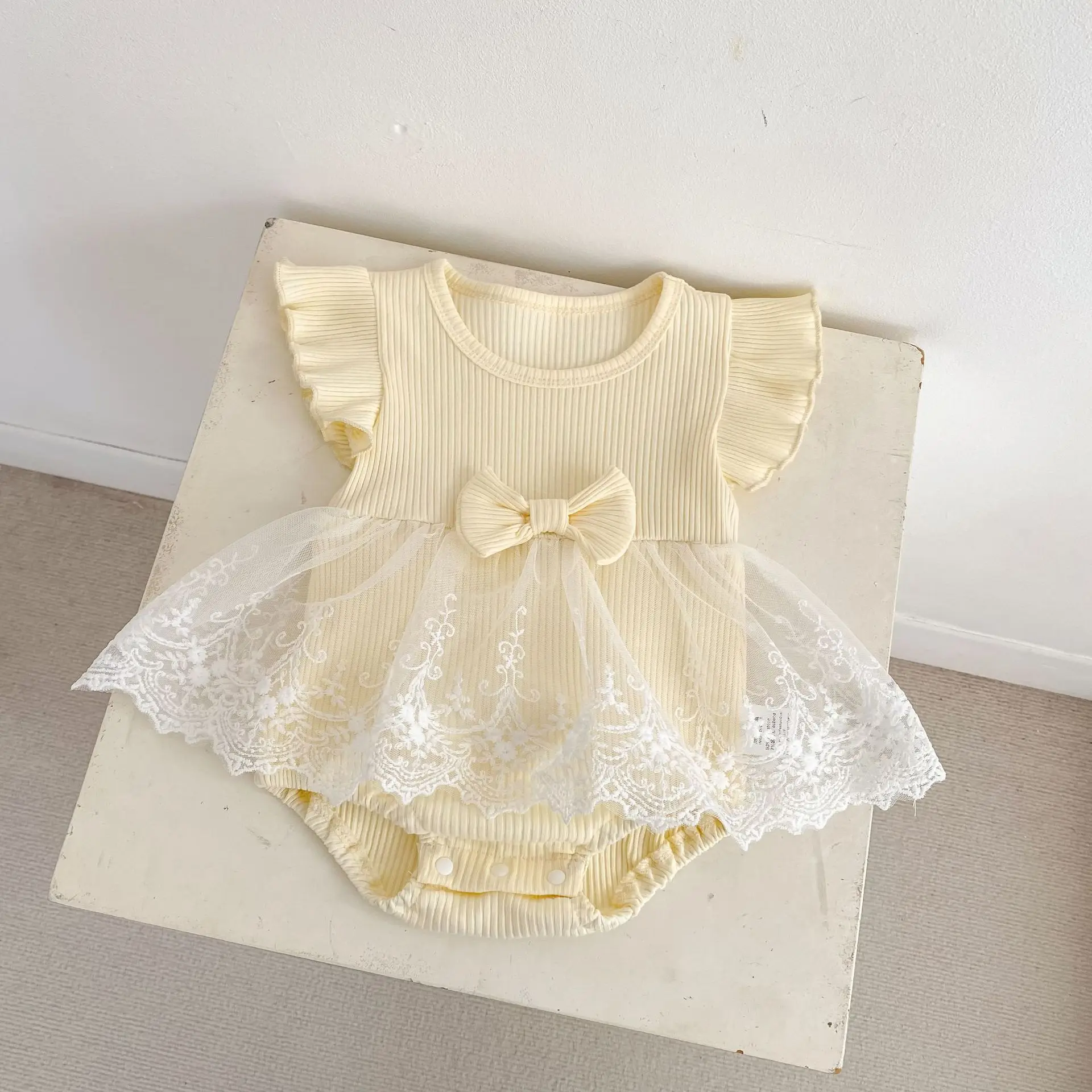 

2026 Summer New Girls Flying Sleeve Bodysuit Cute Baby Girl Sweet Princess Dress Infant Solid Jumpsuit Newborn Toddler Clothes