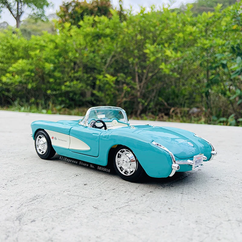 Maisto 1:24 The new 1957 Chevrolet Corvette Stingray Coupe alloy car model handicraft decoration collection toy tool gift