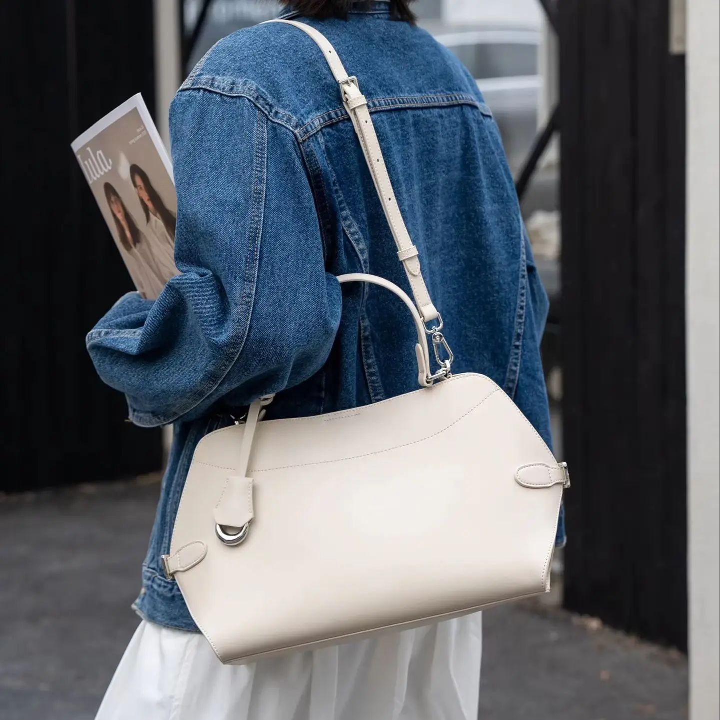 

Leather Shoulder Bag Women Summer Work Bag, Large Capacity, Soft Durable, Crossbody Commuter Bag, Minimalist Design