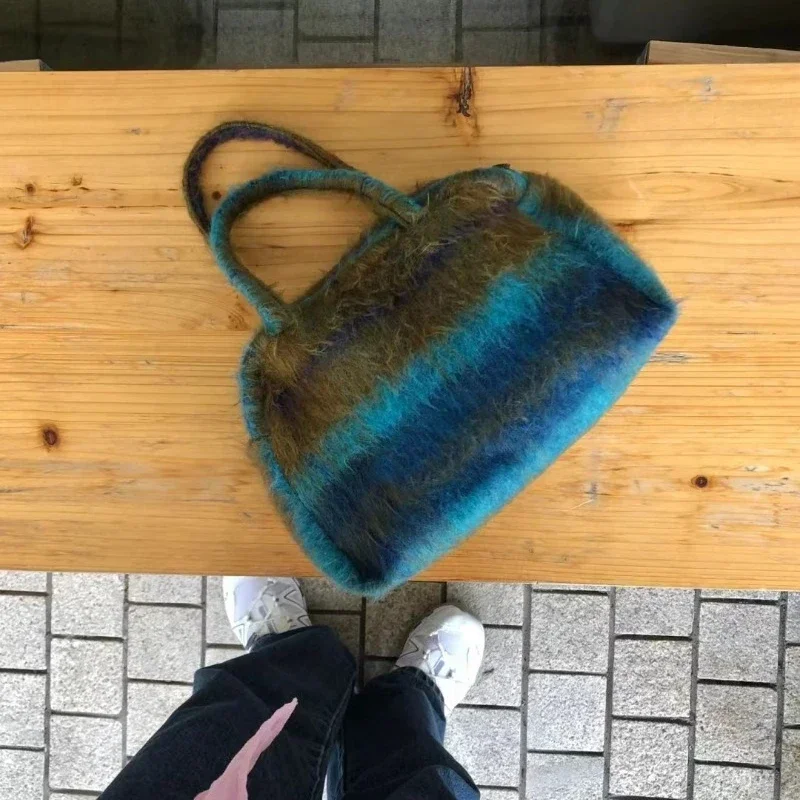 Vintage Plush Striped Ladies Tote Bags Simple Sweet Large Capacity Y2k Wome’s Shoulder Bag Fashion Casual Female Handbag Purse