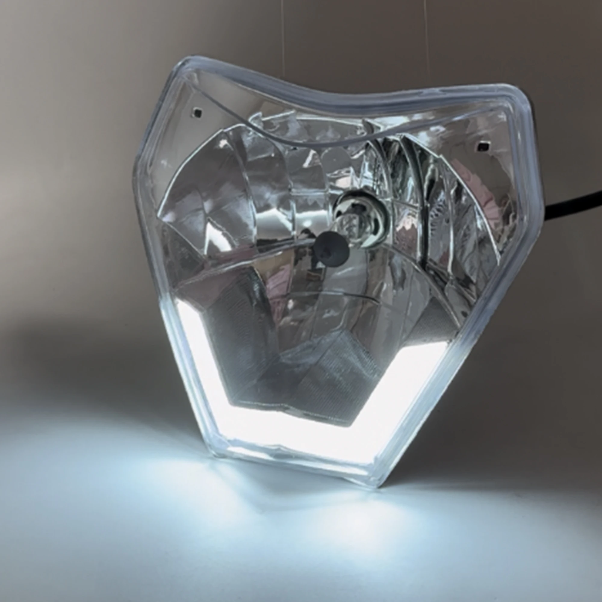 ل KTM EXC XC XCF XCW XCFW SX 125-530 2024 موتوكروس الهالوجين مقاوم للماء المصباح ضوء الفتيل الترابية أضواء الدراجة كشافات أجزاء