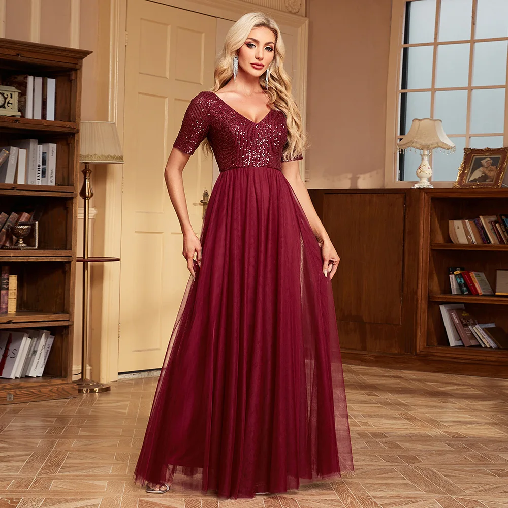 

Burgundy Sequin A-Line Bridesmaid Dress Long V-Neck Short Sleeve Tulle Wedding Guest Gowns