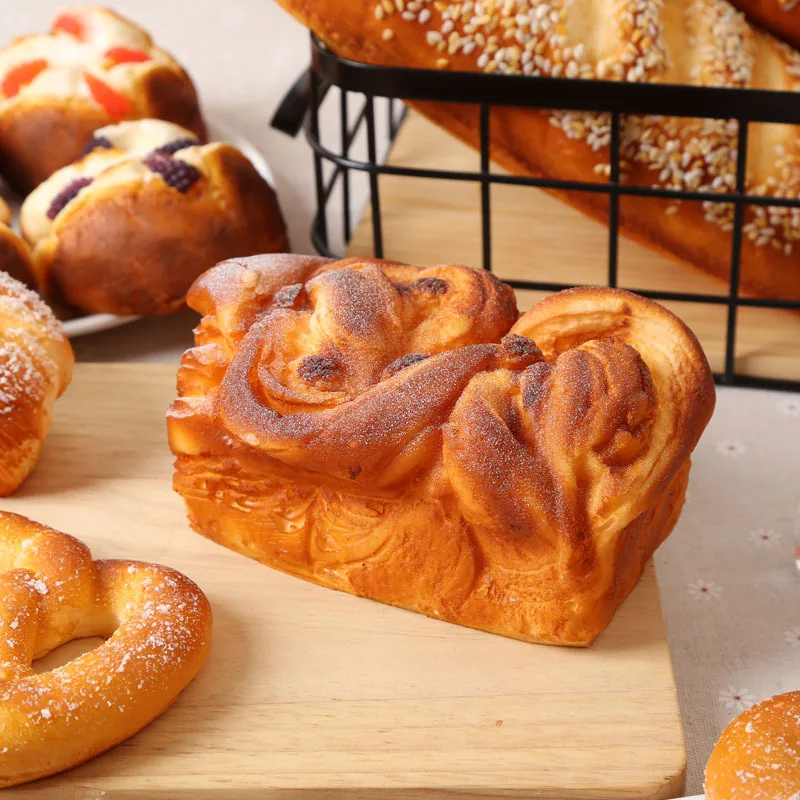 Sztuczny chleb PU symulacja karmelowy tostowy Model fałszywe ciasto piekarnia sklep okno rekwizyty wystawowe West Point ozdoby Home Decor