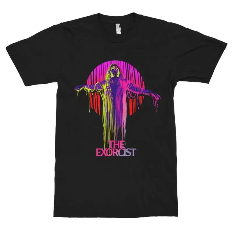 Os tamanhos da camiseta do Exorcista Regan MacNeil