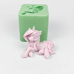 DW0449 PRZY 3D Unicorn Moulds Animal Wedding Birthday Valentine's Day Horse Soap Molds Silicone Candle Mold Clay Resin