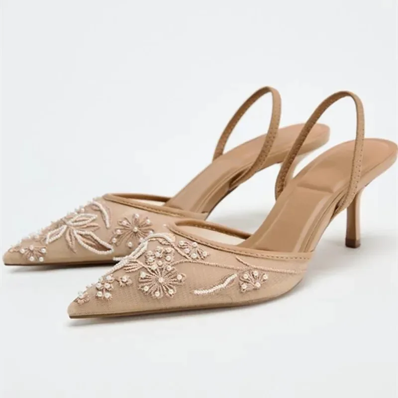 Sexy puntige neus mesh borduur hoge hakken voor dames elegante string kraal pompen zomer luxe designer schoen bruine hakken sandalen