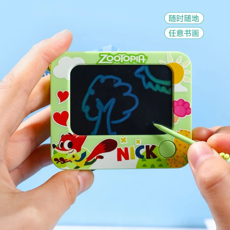 Zootopia Judy Nick gantungan kunci bantalan grafiti mini, liontin bantalan tulisan tangan kreatif kepribadian kartun lucu, hadiah liburan mainan anak-anak