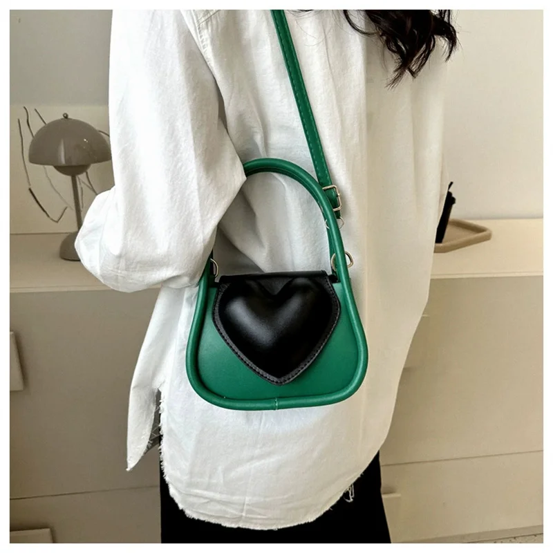 Handbags for Women Fashion Heart-shaped Shoulder Bag Girl Female Messenger Bag Small Bag for Daily/Shopping