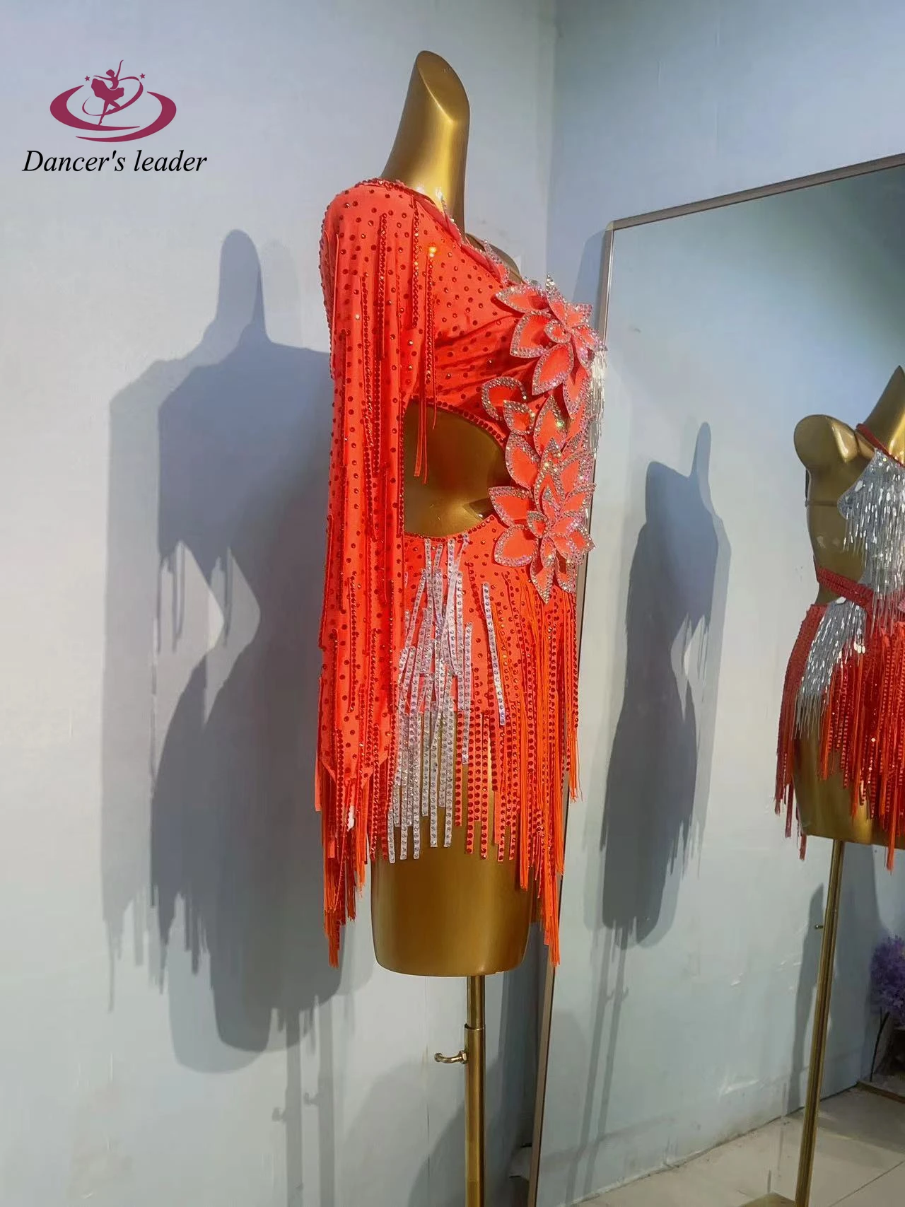 라틴 댄스 무대 여성용 고급 맞춤형 슈퍼 플래시 로터스 디자인 삼바 라인스톤 공연 의상 드레스