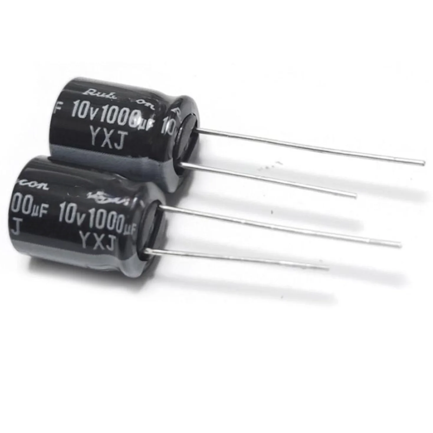 10 فولت YXJ 105 ° C حياة طويلة 10 فولت 220 فائق التوهج 330μF 470 فائق التوهج 1000 فائق التوهج 2200μF 3300μF 4700 فائق التوهج الأصلي شعاعي الرصاص الألومنيوم المكثفات الكهربائية