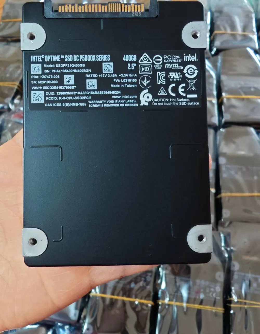 A batch of O.tteng P5800X 400G U.2 enterprise-class solid-state