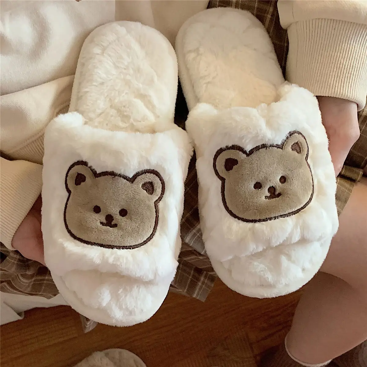 Winter Women House Slippers Faux Fur Fashion Warm Shoes Woman Slip on Flats Female Slides Black Pink cozy home furry slippers