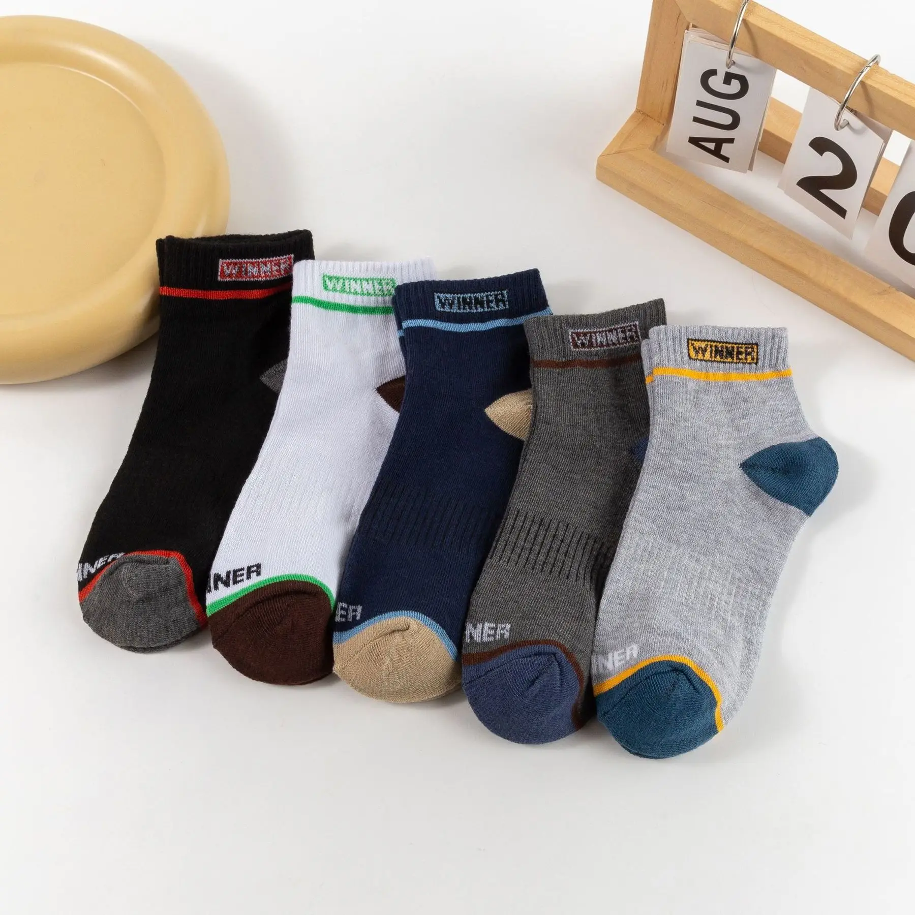 Chaussettes de sport à lettres tout assorties pour hommes, absorbant la sueur, toutes saisons, automne, hiver, 5/10 paires