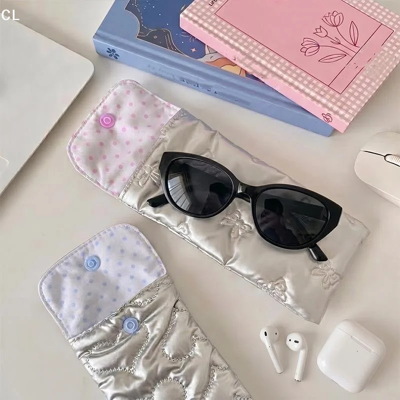 Sunglasses Pouch Quilted Satin Heart Embossed Eyeglasses Storage Case Snap Button Portable Lightweight Eyewear Carry Case