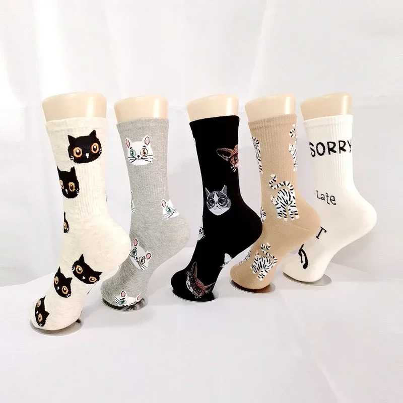 Four Seasons Kawaii Women Crew Socks Cute Cartoon Cat Pattern Letter Harajuku Streetwear Comfortable Female Casual Mid Tube Sock