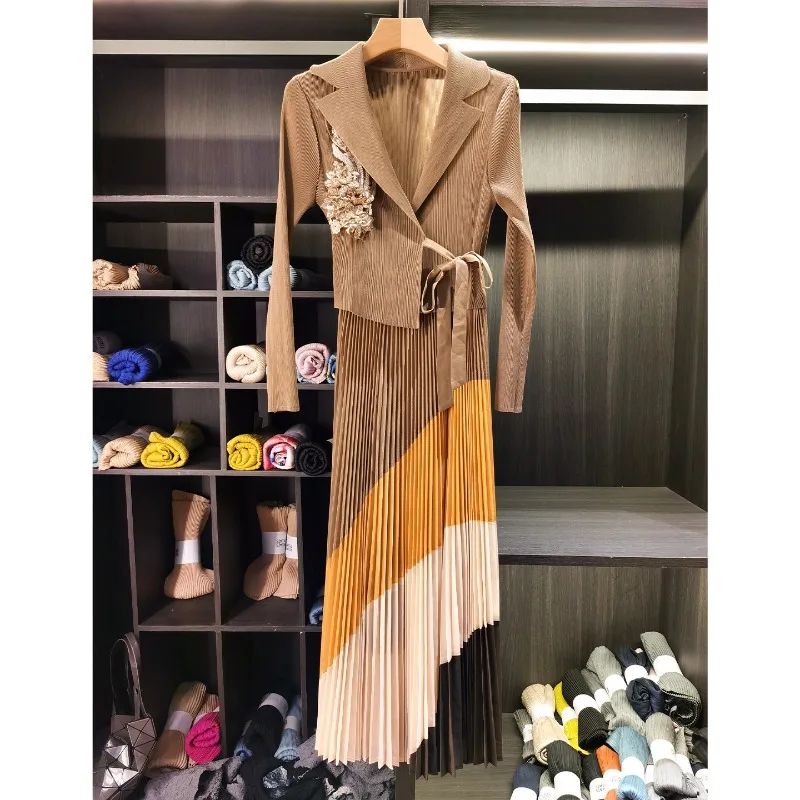 

Плиссированное платье Miyake с отложным воротником, имитация двух частей, с цветовыми блоками, женское, весна 2026, новинка, с завязками на талии, тонкая плиссированная юбка