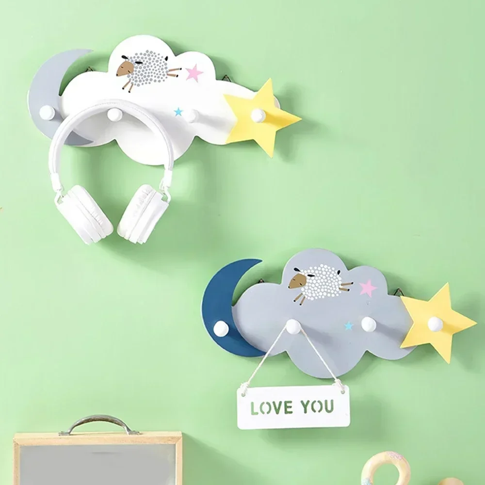 Hooks Self Adhesive 4 Hooks Wood Clothes Moon Star Hanger Wall Mounted Key Holder Coat Hook Kid Room Wall Decorative Accessor L1