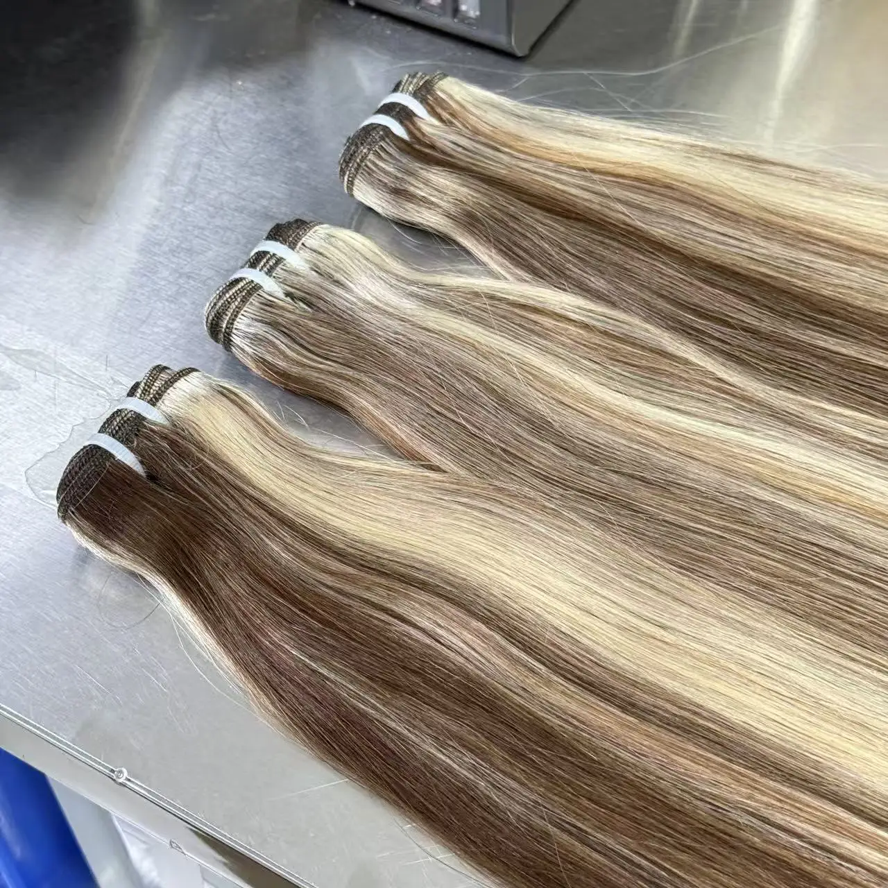 VBeauty Estensioni di trama dei capelli brasiliani Ombre Colore misto Capelli umani lisci Fasci di estensioni dei capelli umani Remy per donne Ragazza