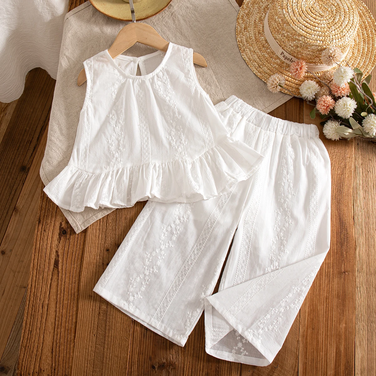 Toddler Girl Cotton Set Sleeveless Tops with Wide Leg Pants White Embroidered Set Summer Outfit for Girls Daily Wear