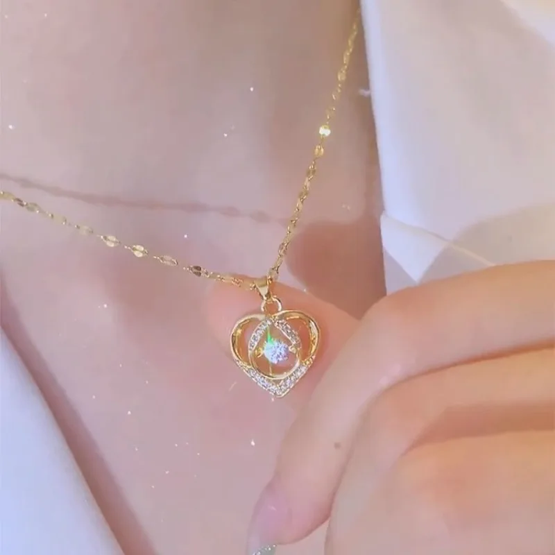 Trendy Dynamic Heart-shaped Necklace Light Luxury Design Women Beating Pendant Collarbone Chain Gift for Your Girlfriend 2026