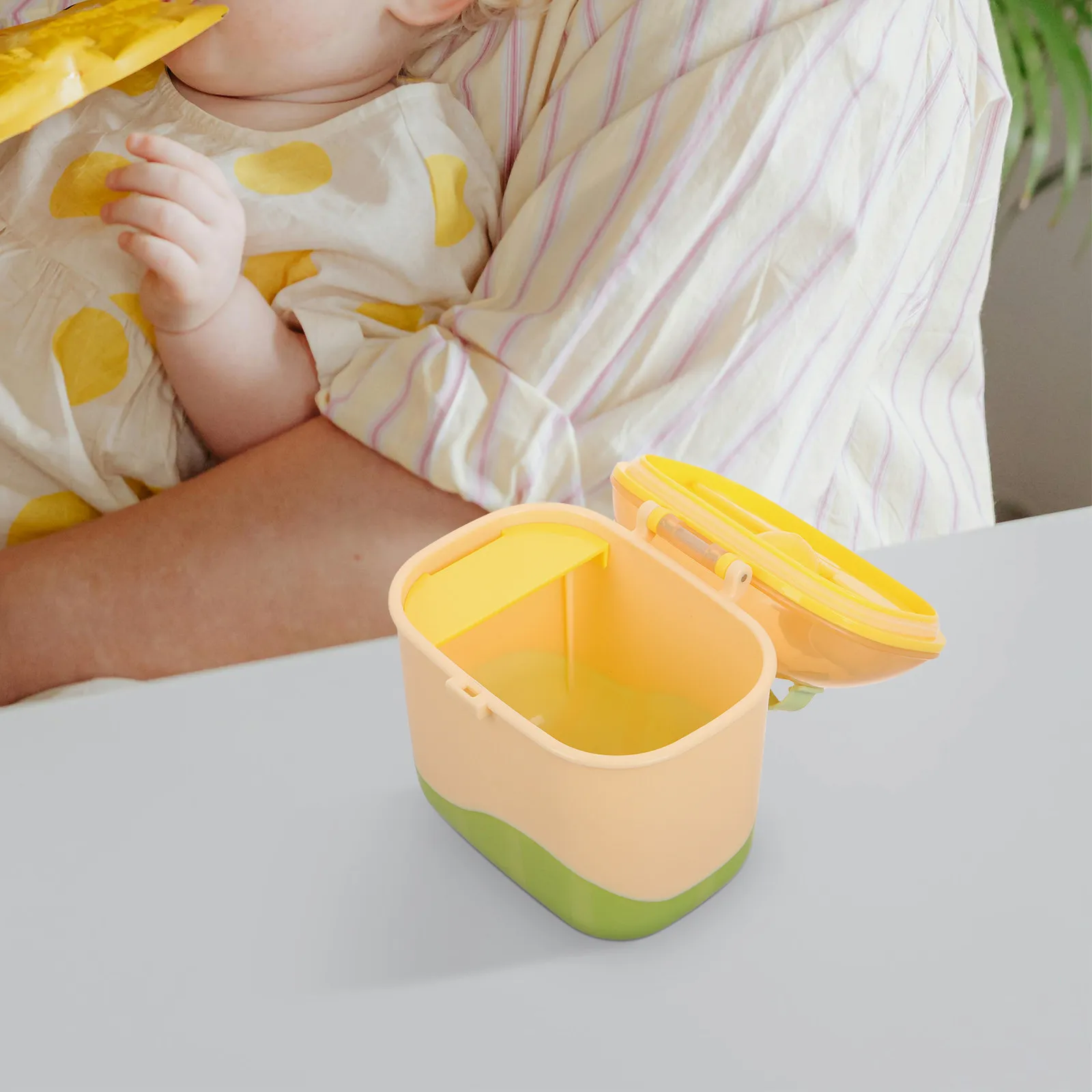 

Baby Milk Powder Dispenser Portable Multicompartment Container Travel Storage Box for Milk Food Dispenser on The Go