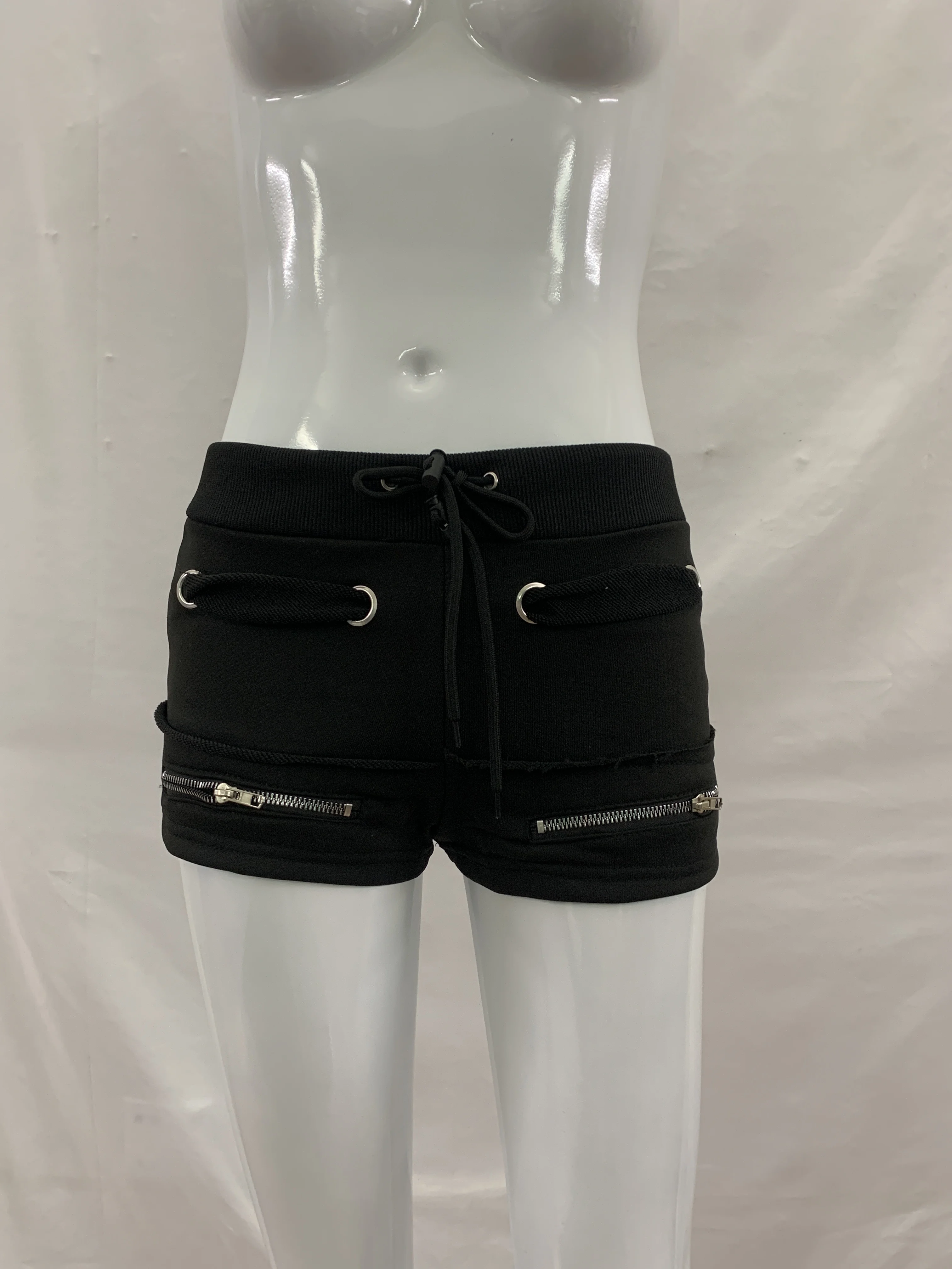Metallösen-Hotpants mit Kordelzug und Fransen für Damen, Y2K-Stil, einfarbig, niedrige Taille, seitliche Reißverschlusstaschen, eng anliegende Street-Shorts – Detail 9