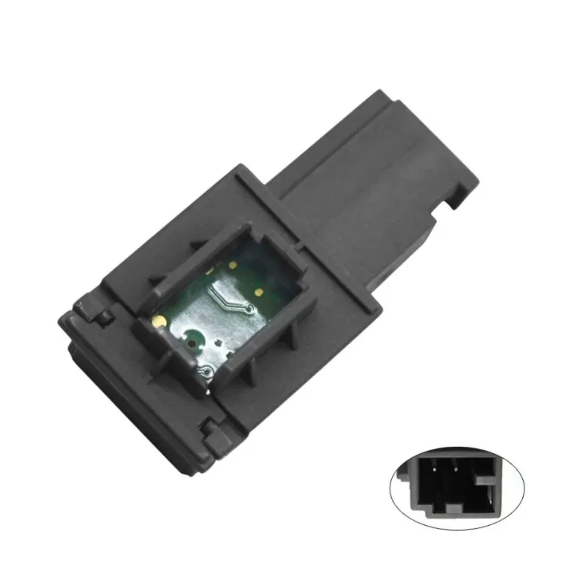 

X39A-Handsfree Microphone Car Front Plug 2138200600 Fits For Benz GLC200 GLC260 GLC300 A200