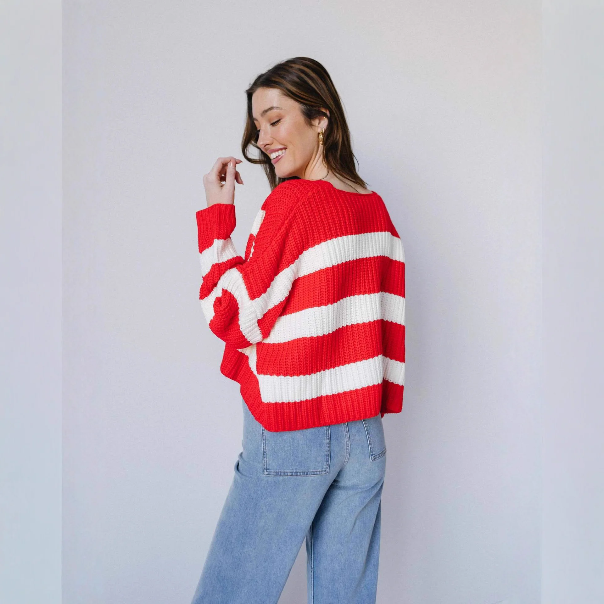 New Autumn and Winter Women's Casual Striped Long-sleeved V-neck Loose Knitted Cardigan Sweater for Women