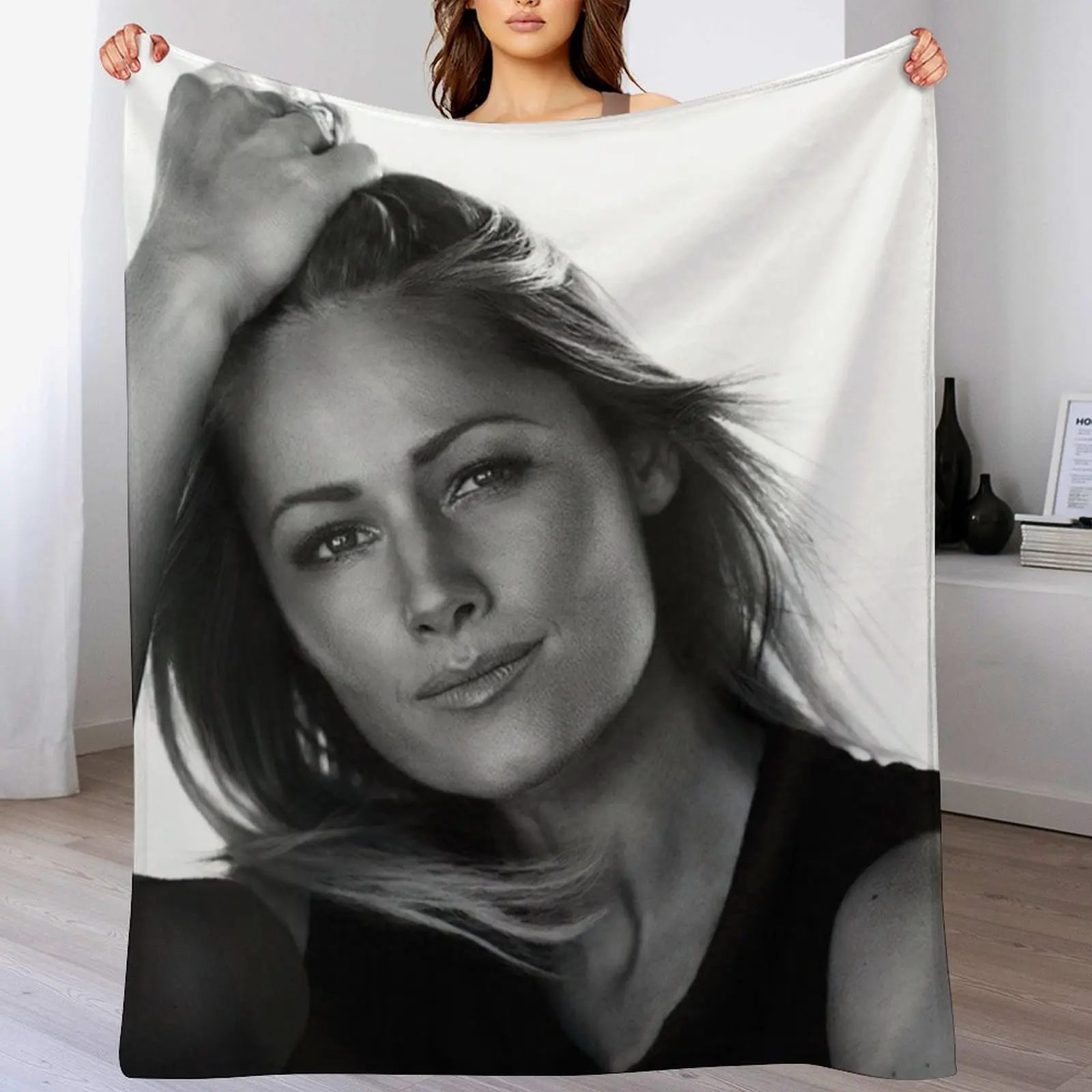 Helene Fischer Schwarz Weiss Throw Blanket