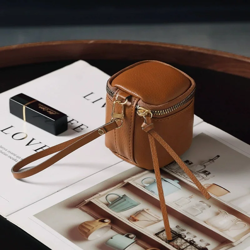 

Vintage Oil Wax PU Leather Makeup Bag Retro Portable Travel Lipstick Storage Mini Round Coin Purse Handheld Key Storage Bag