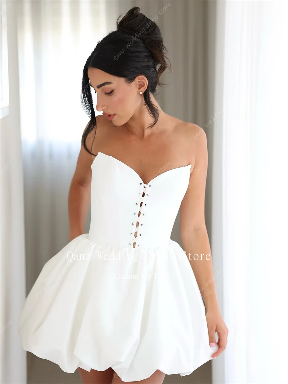 Qanz-Vestidos De Novia De satén Vintage blancos, escote en forma De corazón, corte en A, Vestidos De Novia hinchados, Mini Vestidos sexys personalizados