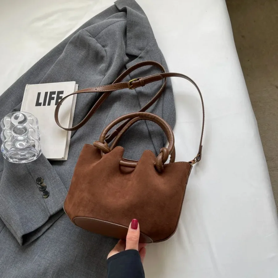 

Новая изысканная модная сумка для пожилых людей, зарубежный стиль, сто подходящих матовых сумок-ведро, трендовая женская сумка через плечо с текстурой