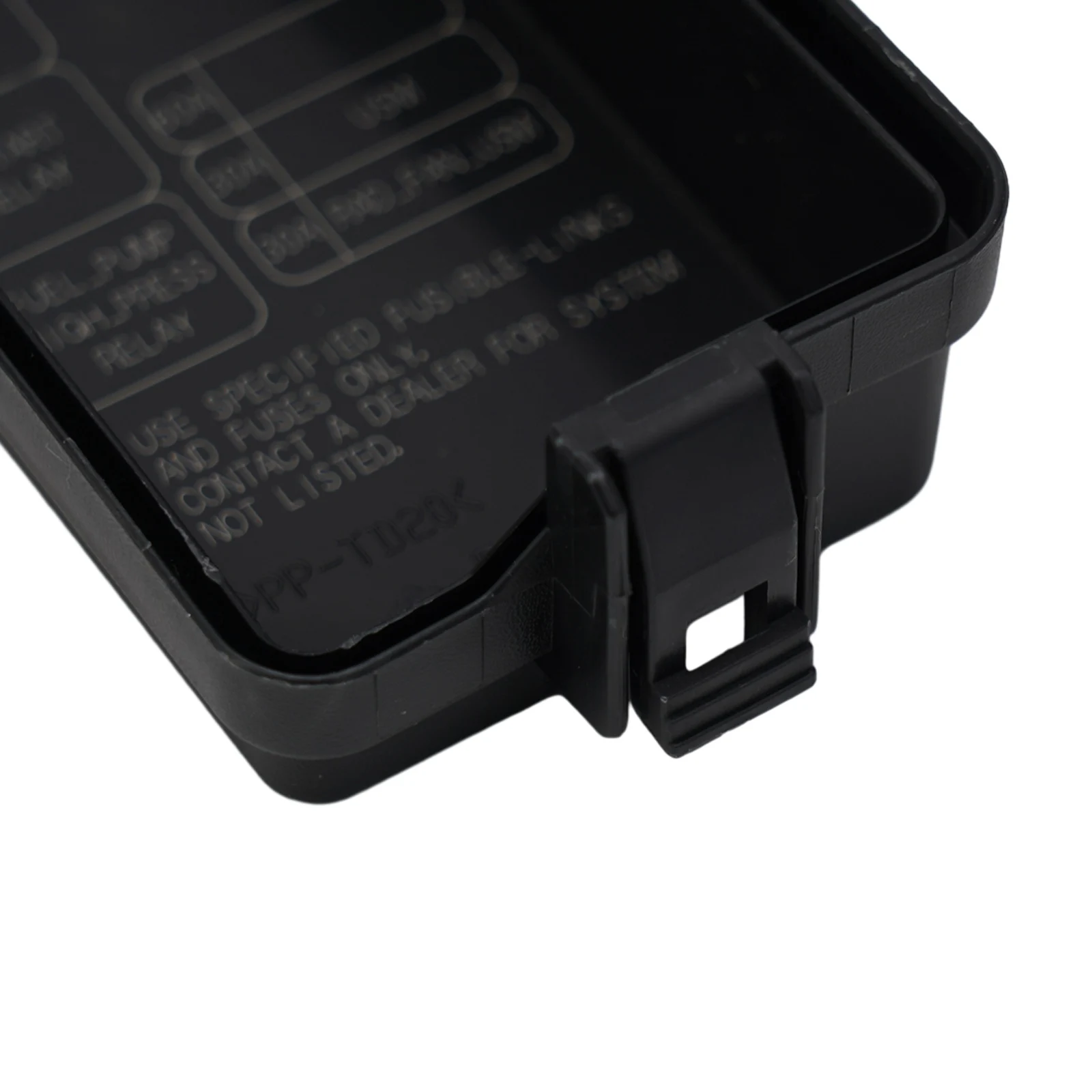 For Nissan For Rogue Fuse Box Cover Replacement Part OEM 243824BA0B 2014 2020 Model ABS Material Vehicle Electrical Component