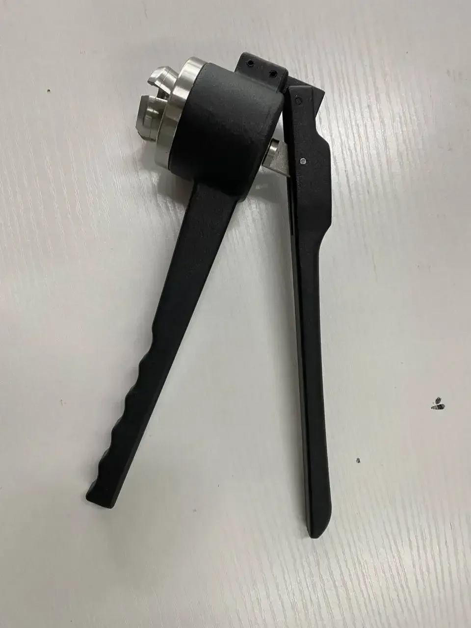 أداة فك التشفير اليدوية من ZONESUN لإزالة أغطية الألومنيوم على قوارير 11/13/20 مم والزجاجات الزجاجية